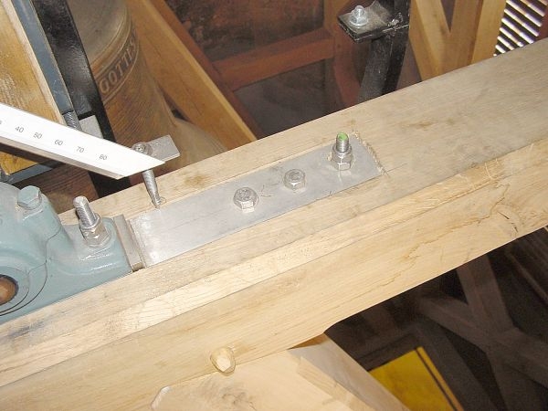 Glockenanlage nach der Rekonstruktion mit neuen Jochen, Klöppel, Lagern und Antrieben in Läuteradtechnik mit Softsteuerung